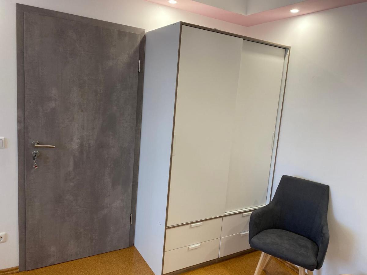 Ruhiges Zimmer Im Gasthaus Essen Buitenkant foto